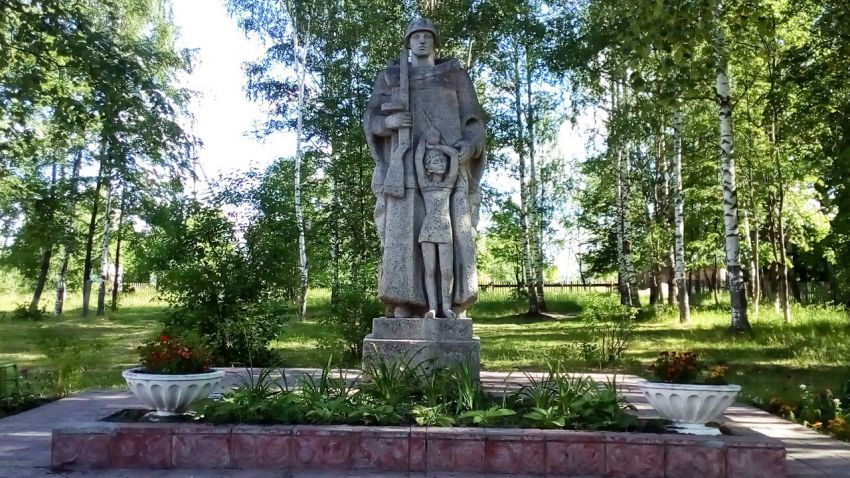 aaALzx1DM2w памятники
